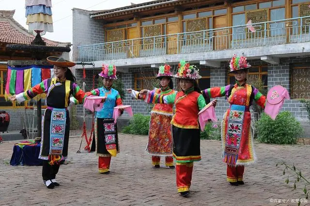 家族史例子_家族史包括哪些内容_土家族语言的历史