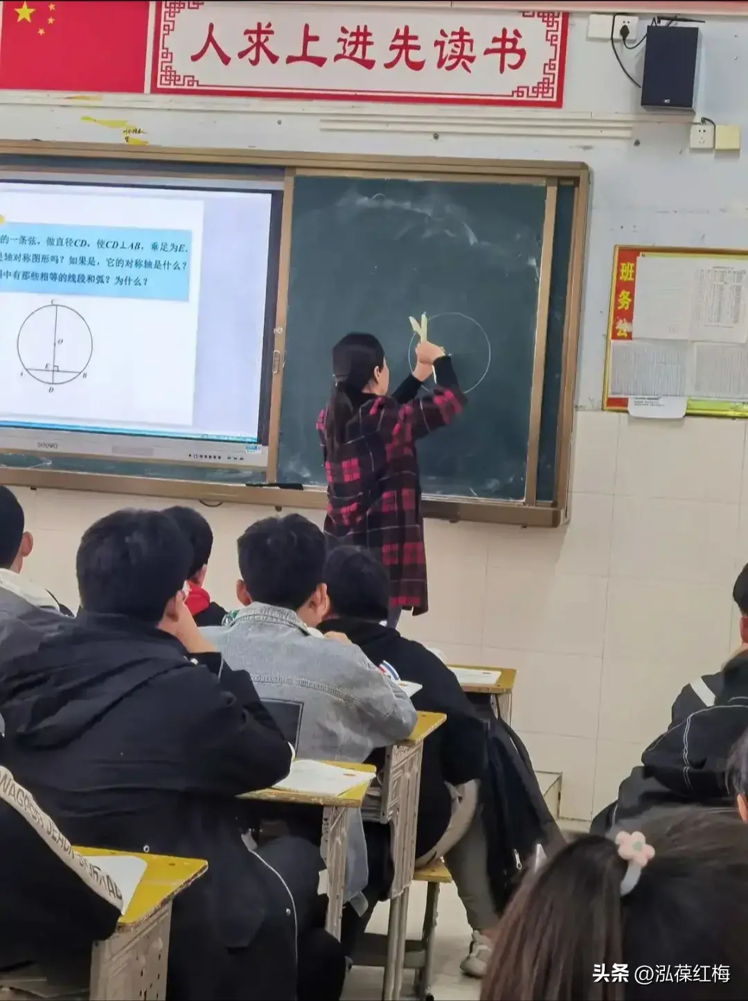 大学早读英语读什么好_大学英语早读读什么_大学英语早读老师的作用